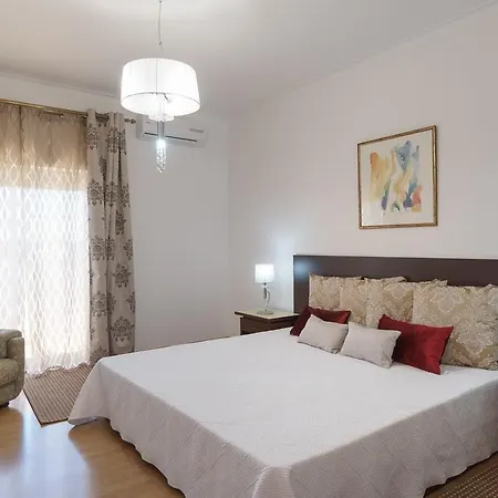 Akivillas Emerald