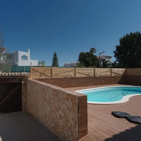 Akivillas Emerald